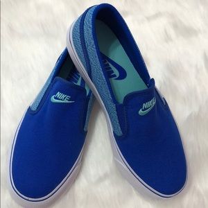 Nike Toki Slip-On Shoes